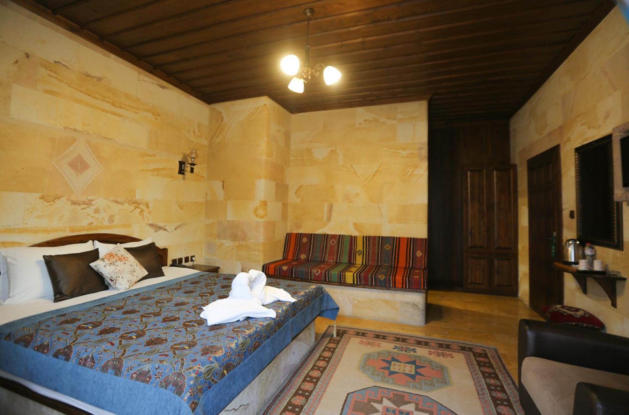 อาคูชุน โฮเต็ล Hotel อูร์กุบ ภายนอก รูปภาพ
