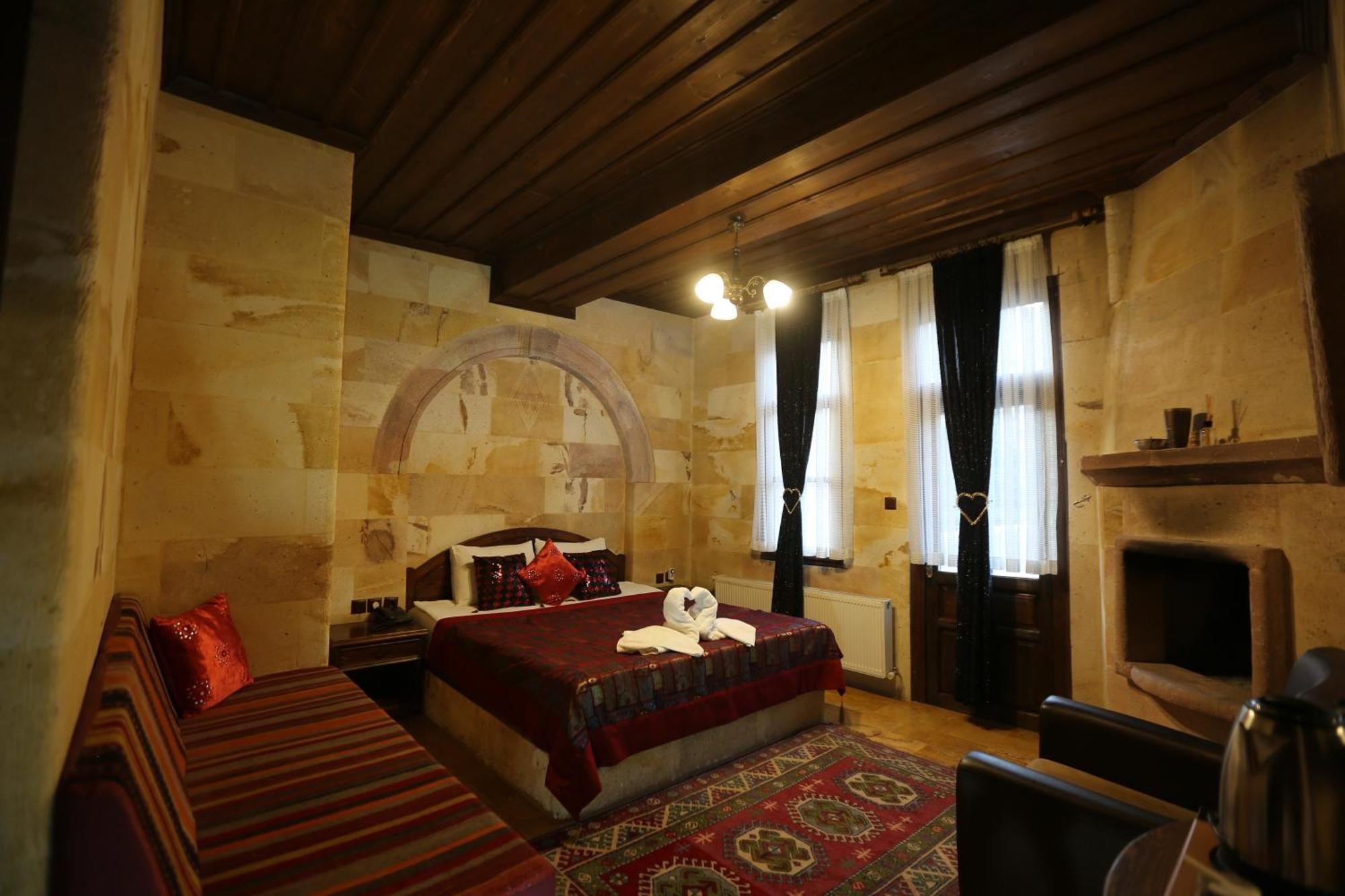 อาคูชุน โฮเต็ล Hotel อูร์กุบ ภายนอก รูปภาพ