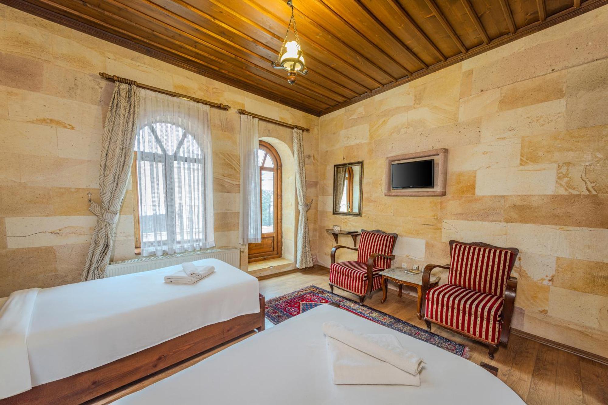 อาคูชุน โฮเต็ล Hotel อูร์กุบ ภายนอก รูปภาพ